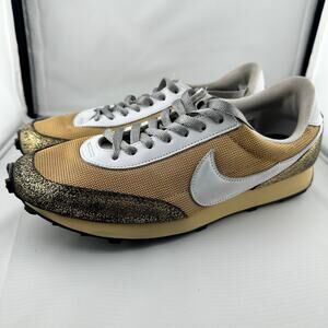 Nike Women's Gold and Silver Retro Runner Sneakers